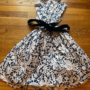 Oscar de la renta size 10y beautiful girls dress blue and white